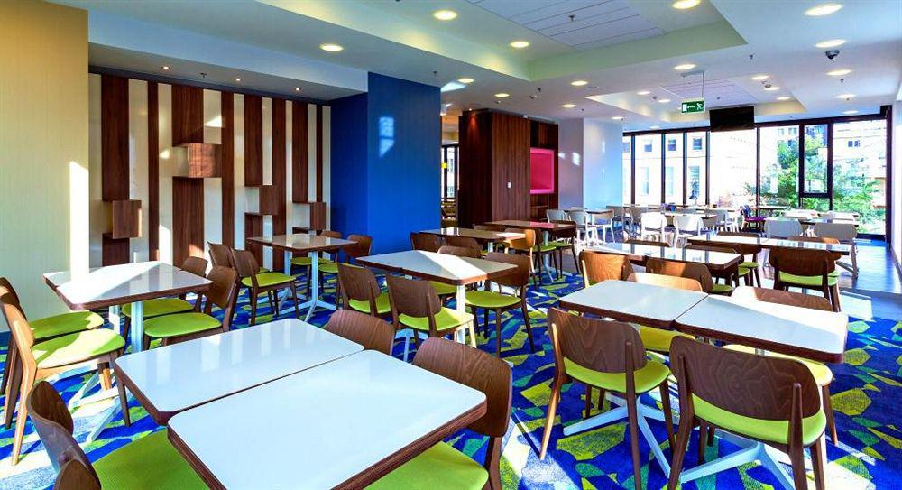 Hampton By Hilton Warsaw City Centre Екстер'єр фото