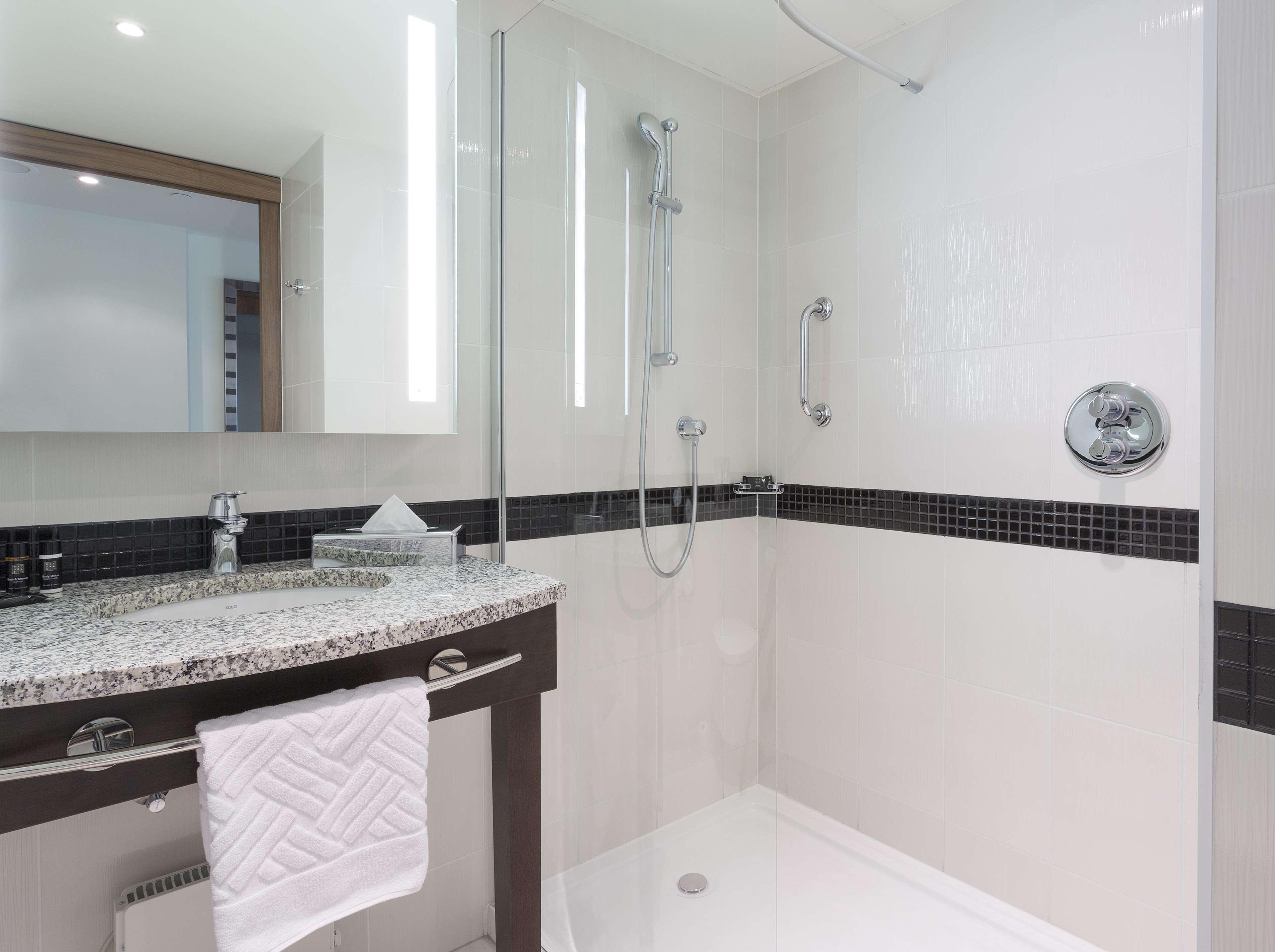Hampton By Hilton Warsaw City Centre Екстер'єр фото