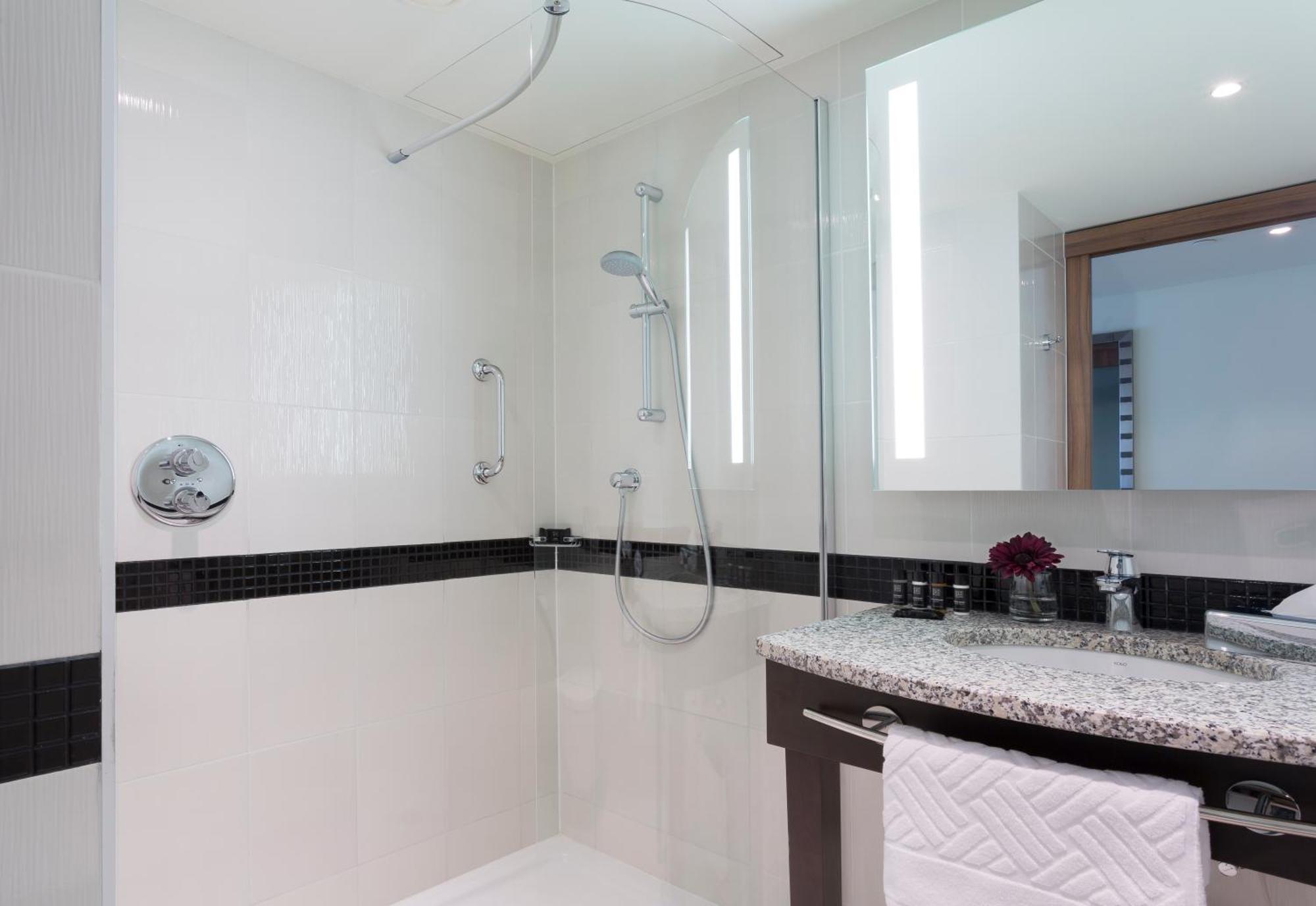 Hampton By Hilton Warsaw City Centre Екстер'єр фото