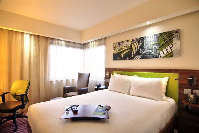 Hampton By Hilton Warsaw City Centre Екстер'єр фото