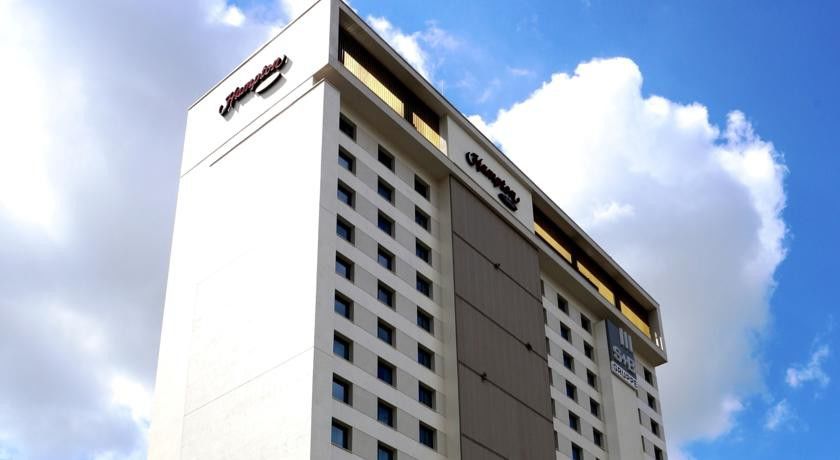 Hampton By Hilton Warsaw City Centre Екстер'єр фото
