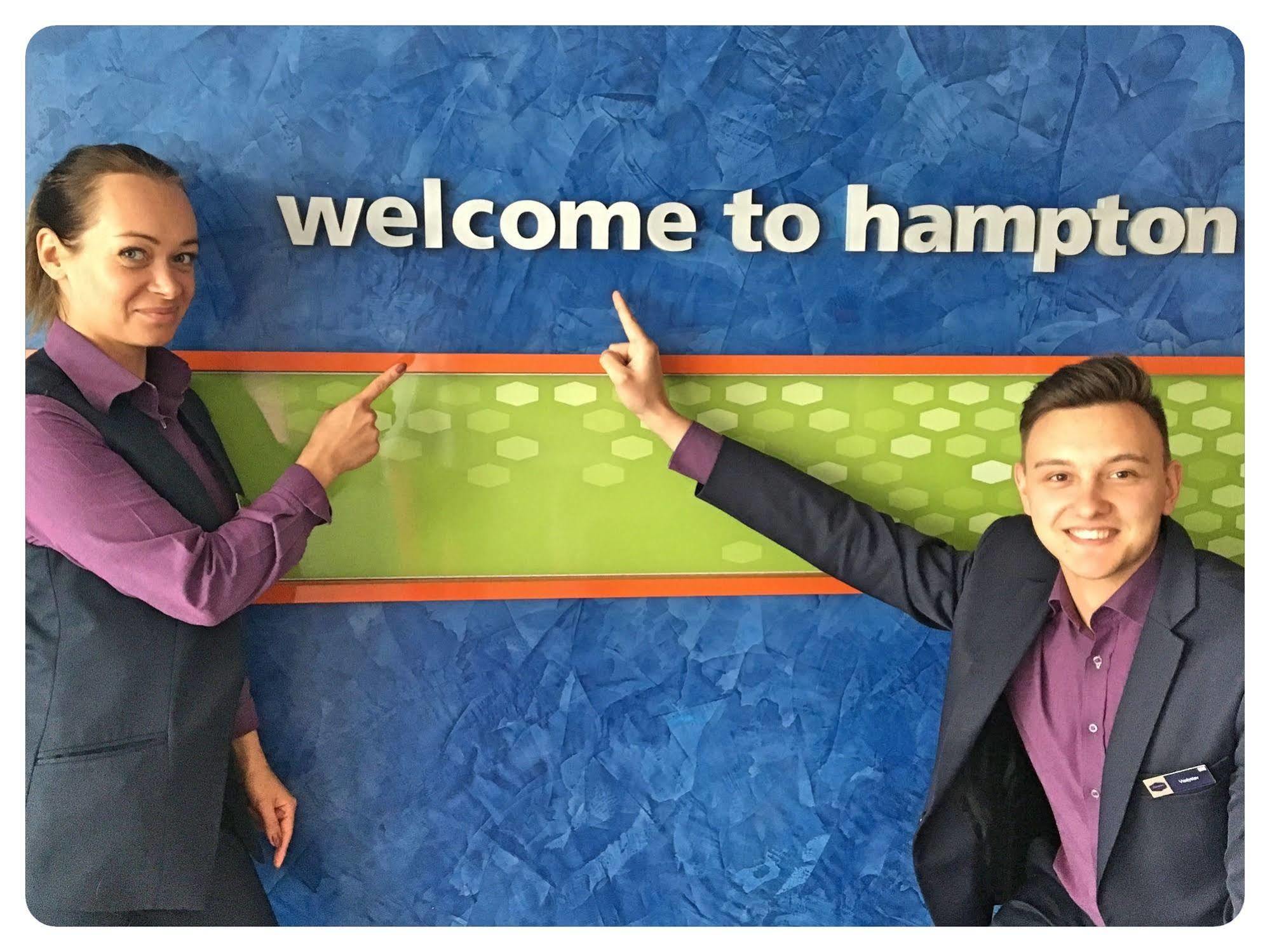 Hampton By Hilton Warsaw City Centre Екстер'єр фото